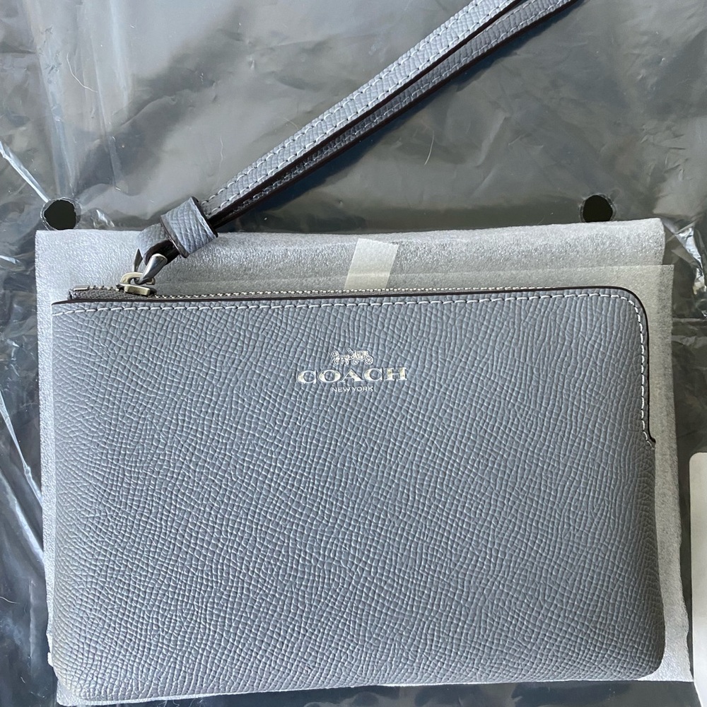 Coach Corner Zip Wristlet - Grey